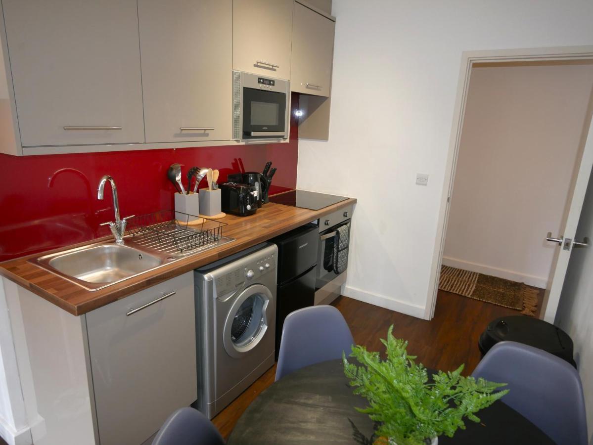 Hill House Holiday Apartments Борнмут Екстер'єр фото