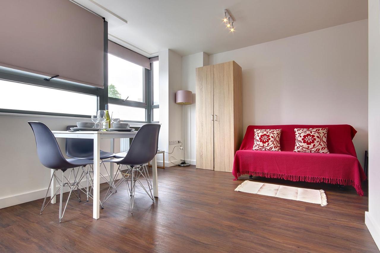 Hill House Holiday Apartments Борнмут Екстер'єр фото