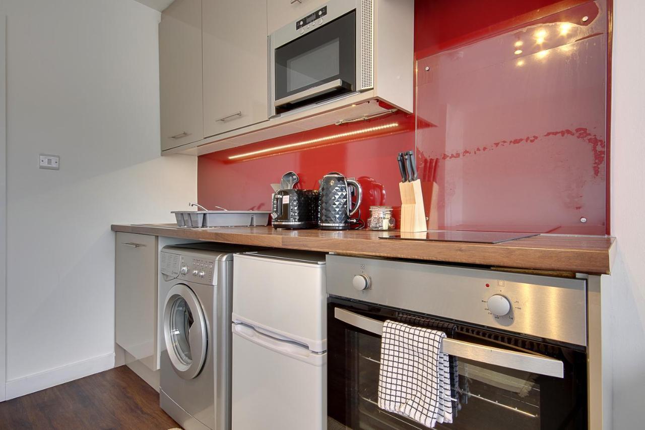 Hill House Holiday Apartments Борнмут Екстер'єр фото