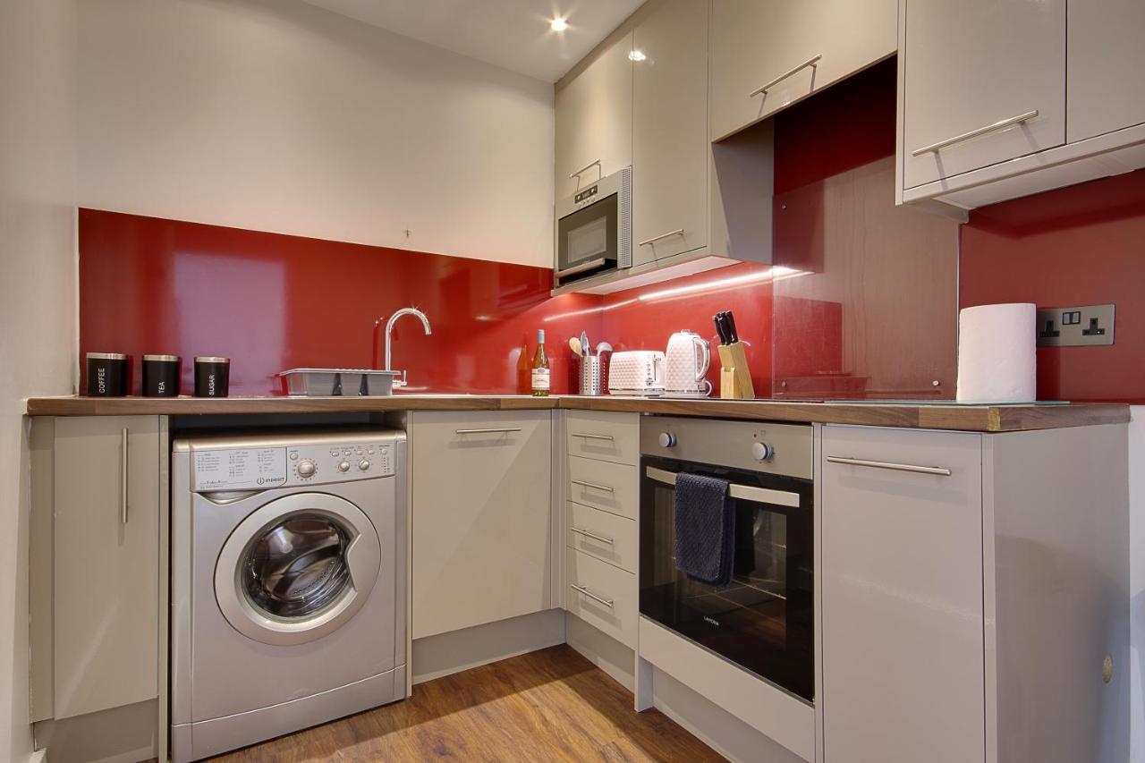Hill House Holiday Apartments Борнмут Екстер'єр фото